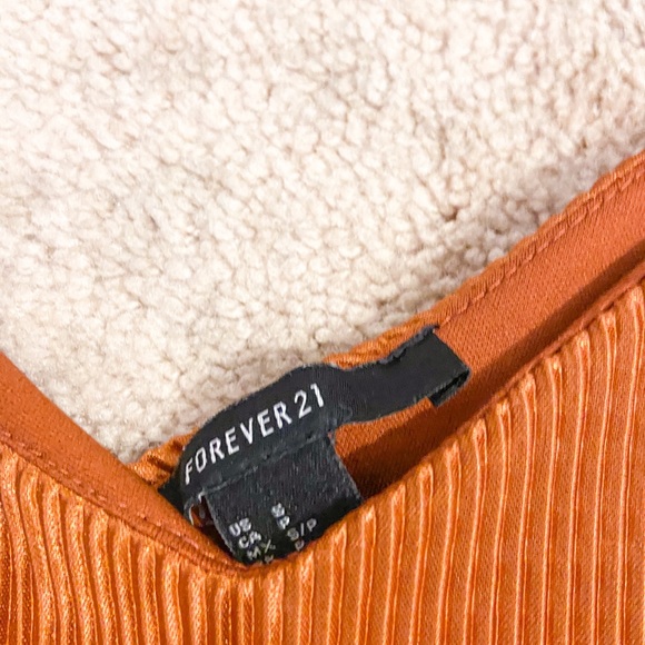 Forever 21 Pleated Mini Dress - Picture 4 of 5